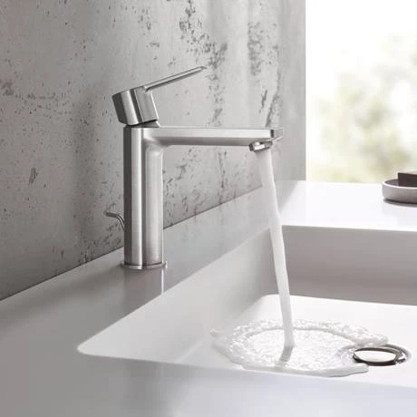 Grohe Lineare Basin Mixer 1/2" S-Size with Push-Open Waste Set - 23106001 4 Grohe Lineare Basin Mixer 1/2" S-Size with Push-Open Waste Set - 23106001 - Image 2