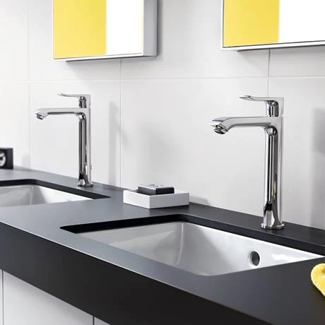 Hansgrohe Metris Single Lever Basin Mixer 200 with Pop-up Waste - 31183000 8 Hansgrohe Metris Single Lever Basin Mixer 200 with Pop-up Waste - 31183000 - Image 6