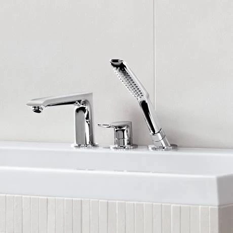 Hansgrohe Metris 3-Hole Deck Mounted Single Lever Bath Mixer - 31190000 5 Hansgrohe Metris 3-Hole Deck Mounted Single Lever Bath Mixer - 31190000 - Image 3