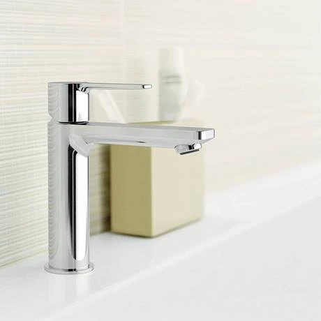 Grohe Lineare Mono Basin Mixer with Pop-up Waste - Chrome - 32114001 5 Grohe Lineare Mono Basin Mixer with Pop-up Waste - Chrome - 32114001 - Image 3